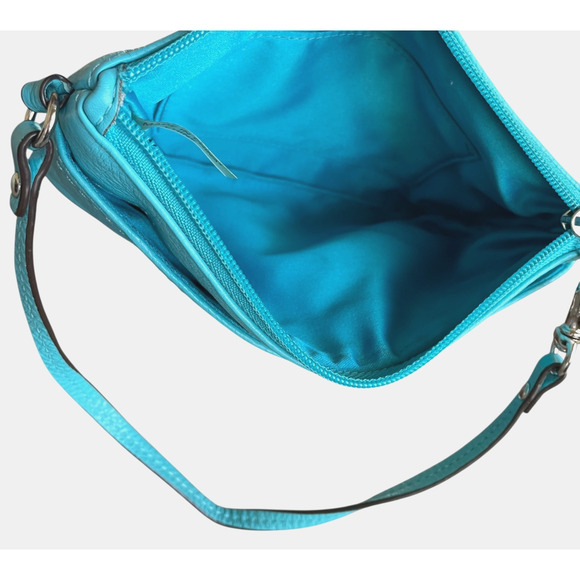 COACH Women's Small Teal Pebble Leather Silver Turnlock Top Zip Wristlet Classic - Picture 10 of 12